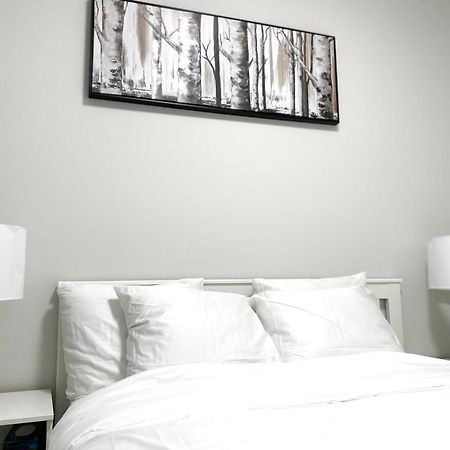 Modern And New House Near Pne With Big Garden And Free Parking Apartment Vancouver Bagian luar foto