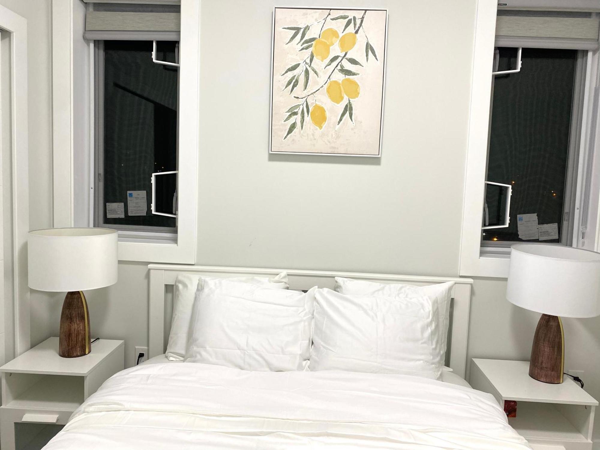 Modern And New House Near Pne With Big Garden And Free Parking Apartment Vancouver Bagian luar foto